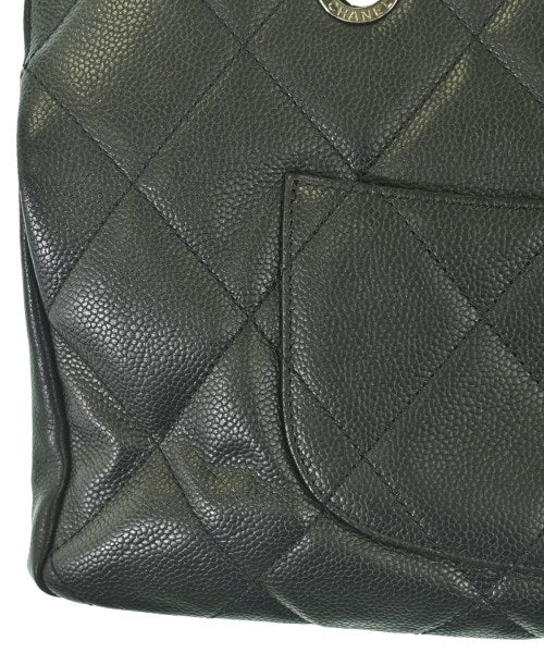 CHANEL กระเป๋าถือขนาดใหญ่