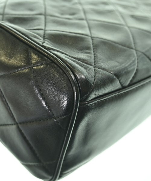 CHANEL กระเป๋าสะพาย
