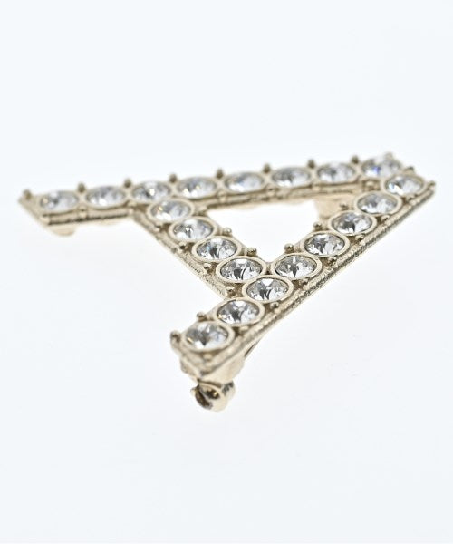 CHANEL เข็มกลัด/ดอกไม้ติดเสื้อ