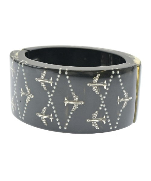CHANEL สร้อยข้อมือ/กำไล
