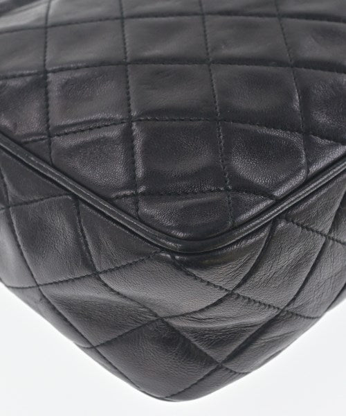 CHANEL กระเป๋าสะพาย