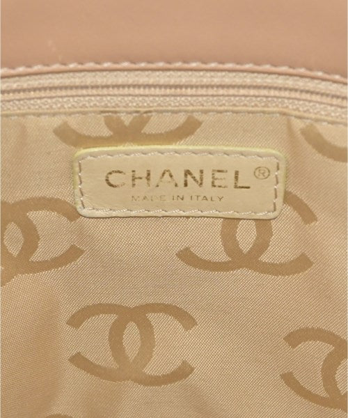 CHANEL กระเป๋าถือขนาดใหญ่