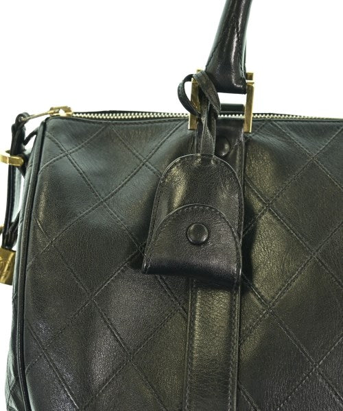 CHANEL กระเป๋าใส่อุปกรณ์ขนาดใหญ่