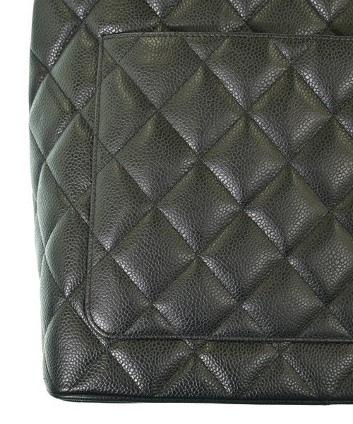 CHANEL กระเป๋าถือขนาดใหญ่