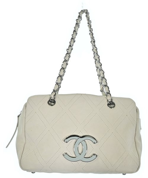 CHANEL กระเป๋าสะพาย