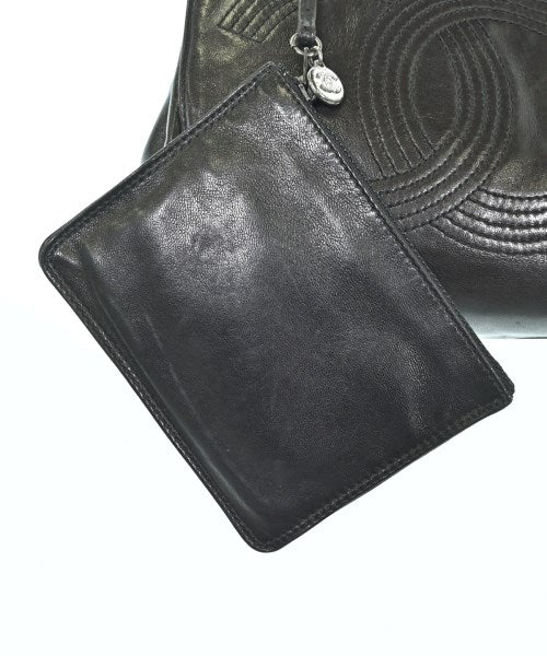 CHANEL กระเป๋าสะพาย