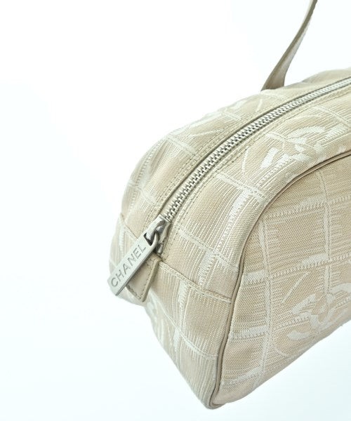 CHANEL กระเป๋าใส่อุปกรณ์ขนาดใหญ่