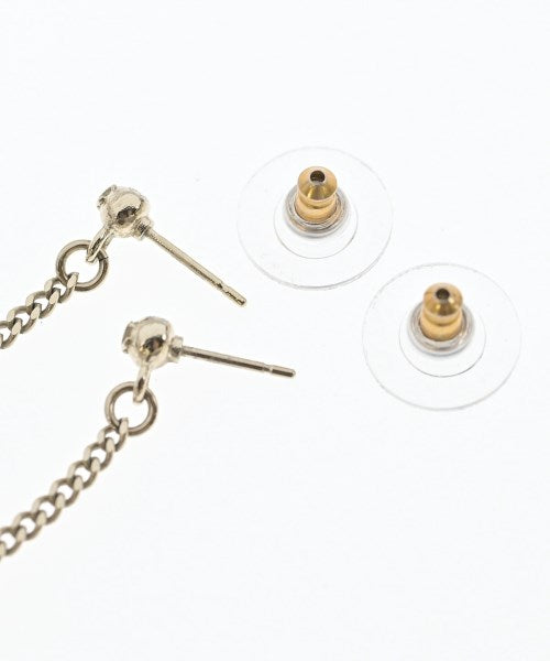 CHANEL เจาะ