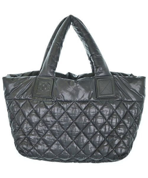 CHANEL กระเป๋าถือขนาดใหญ่