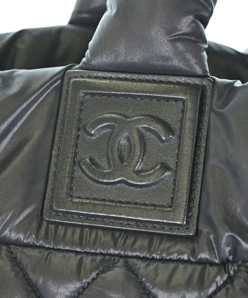 CHANEL กระเป๋าถือขนาดใหญ่