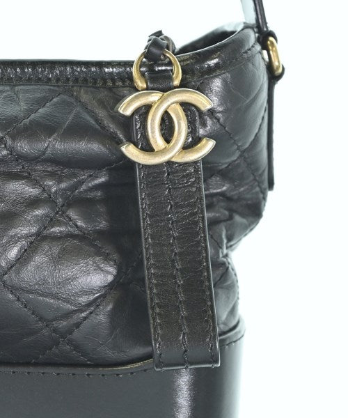 CHANEL กระเป๋าสะพาย