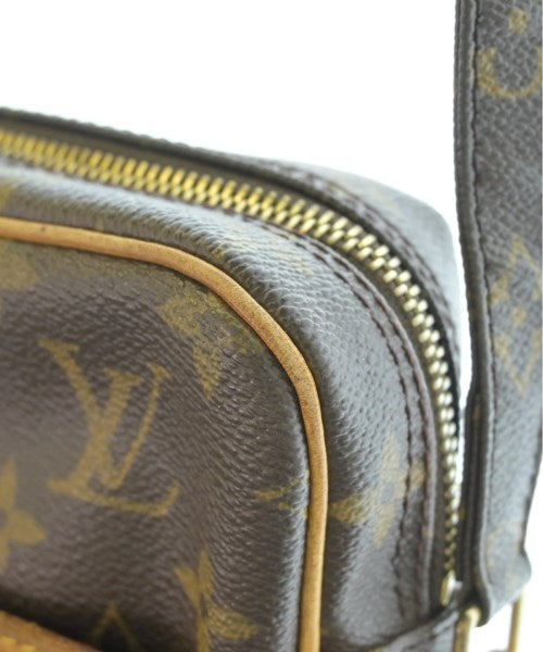 LOUIS VUITTON กระเป๋าสะพาย