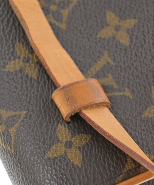 LOUIS VUITTON กระเป๋าสะพาย