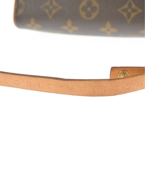 LOUIS VUITTON กระเป๋าสะพาย