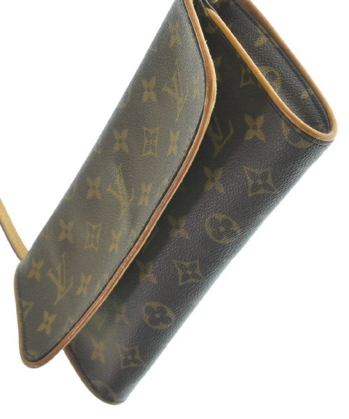 LOUIS VUITTON กระเป๋าสะพาย