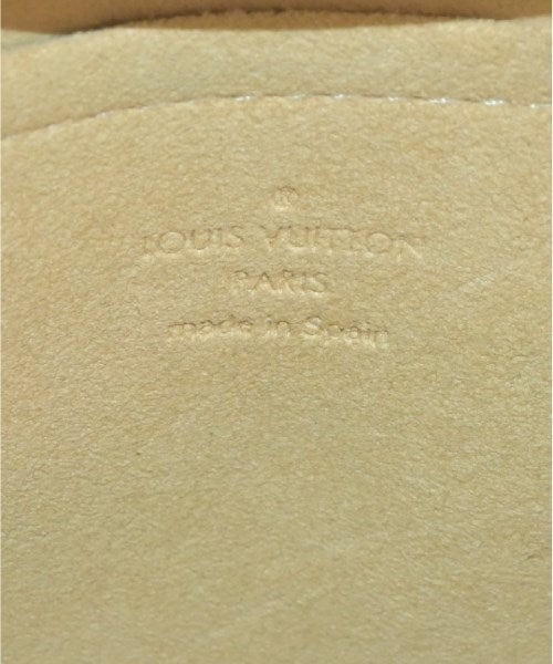 LOUIS VUITTON กระเป๋าสะพาย