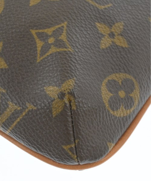 LOUIS VUITTON คลัตช์