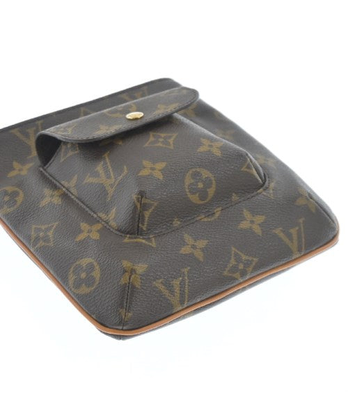 LOUIS VUITTON คลัตช์