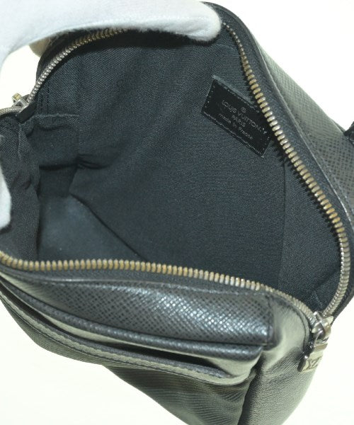 LOUIS VUITTON กระเป๋าสะพาย