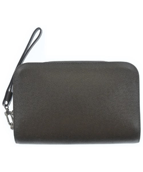 LOUIS VUITTON คลัตช์