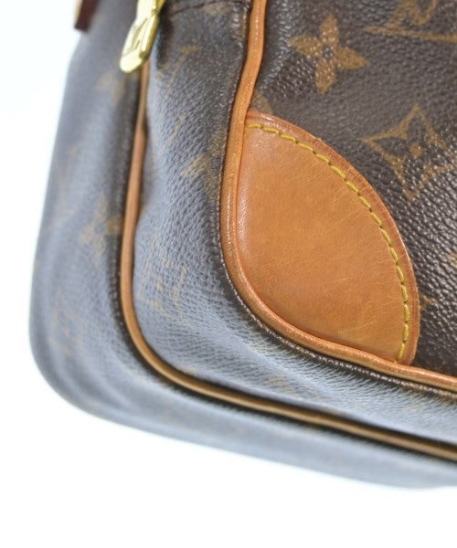 LOUIS VUITTON กระเป๋าสะพาย