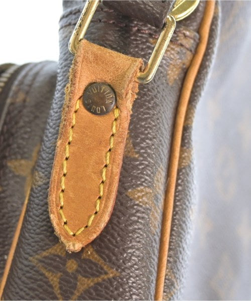 LOUIS VUITTON กระเป๋าสะพาย