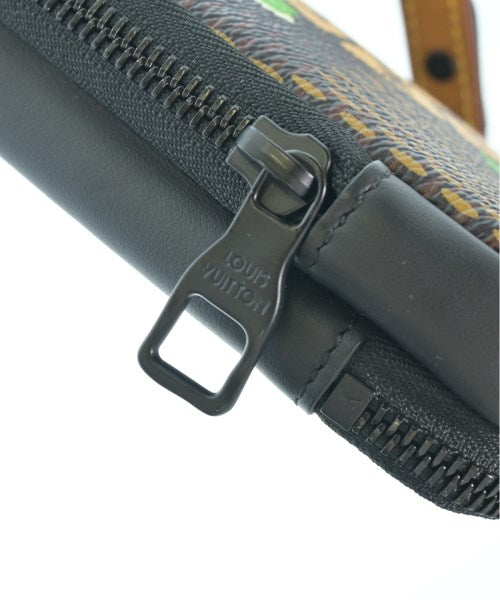 LOUIS VUITTON กระเป๋าสะพาย