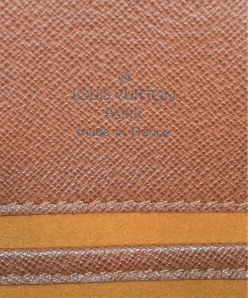 LOUIS VUITTON กระเป๋าสะพาย