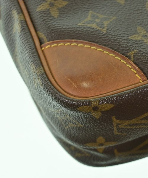 LOUIS VUITTON กระเป๋าสะพาย