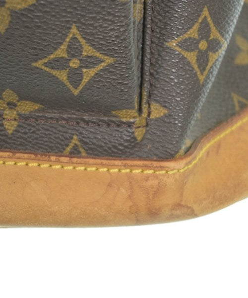 LOUIS VUITTON เป้สะพายหลัง