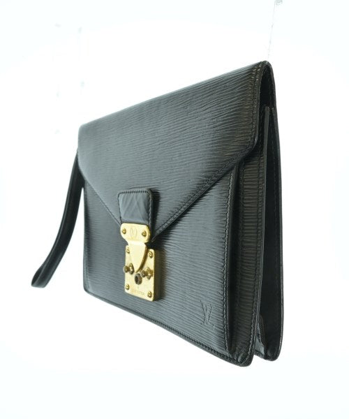 LOUIS VUITTON คลัตช์