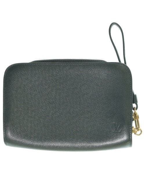 LOUIS VUITTON คลัตช์