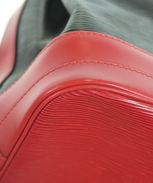 LOUIS VUITTON กระเป๋าสะพาย