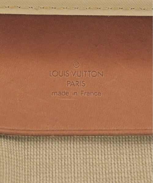 LOUIS VUITTON กระเป๋าใส่อุปกรณ์ขนาดใหญ่