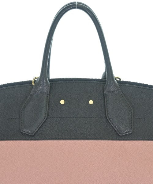 LOUIS VUITTON กระเป๋าสะพาย