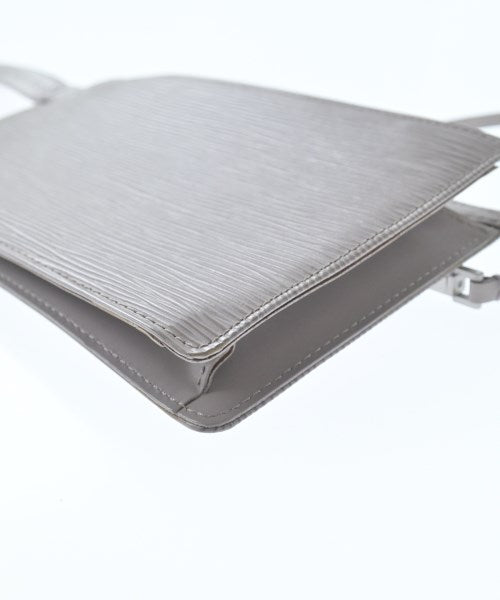 LOUIS VUITTON กระเป๋า