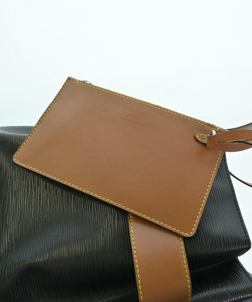 LOUIS VUITTON กระเป๋าสะพาย