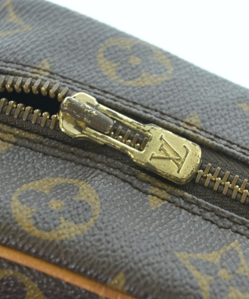LOUIS VUITTON กระเป๋าสะพาย