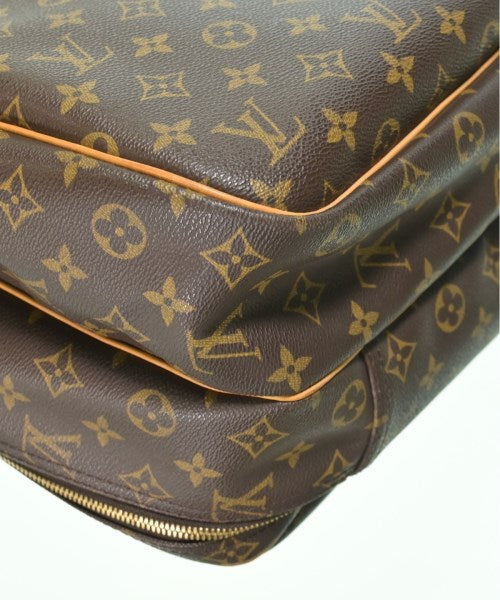 LOUIS VUITTON กระเป๋าใส่อุปกรณ์ขนาดใหญ่