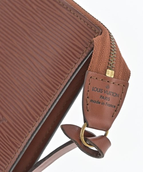 LOUIS VUITTON กระเป๋า