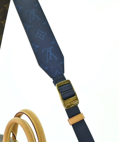 LOUIS VUITTON กระเป๋าใส่อุปกรณ์ขนาดใหญ่