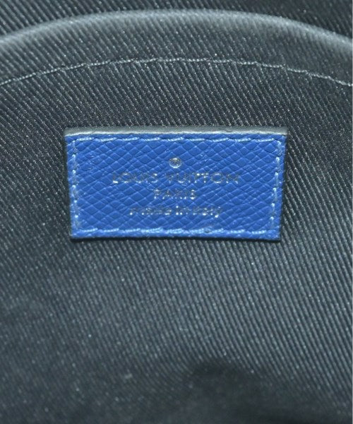 LOUIS VUITTON กระเป๋าสะพาย