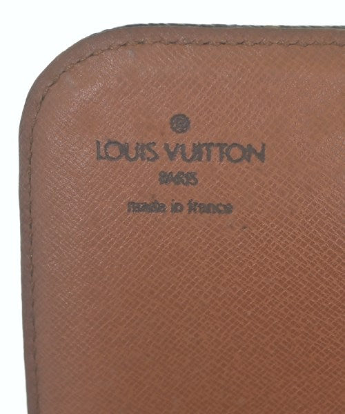 LOUIS VUITTON กระเป๋าสะพาย