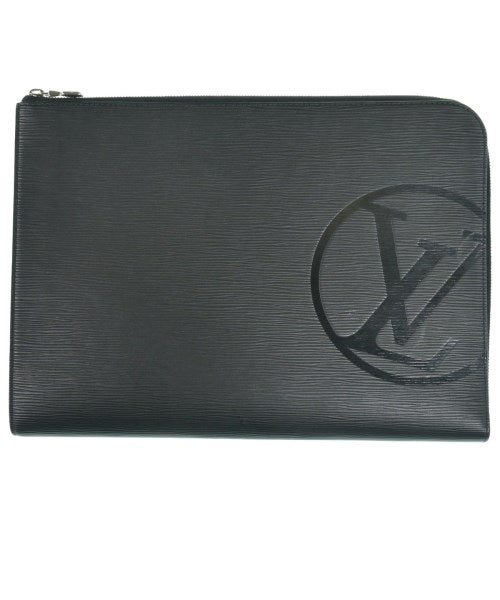 LOUIS VUITTON คลัตช์