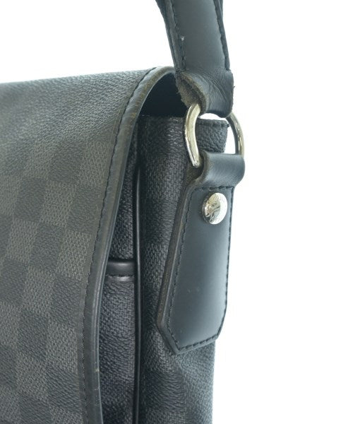 LOUIS VUITTON กระเป๋าสะพาย