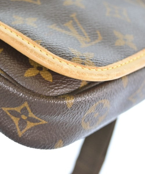 LOUIS VUITTON กระเป๋าสะพาย