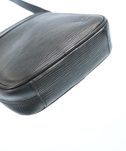 LOUIS VUITTON กระเป๋าสะพาย