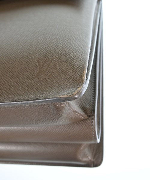 LOUIS VUITTON กระเป๋าธุรกิจ