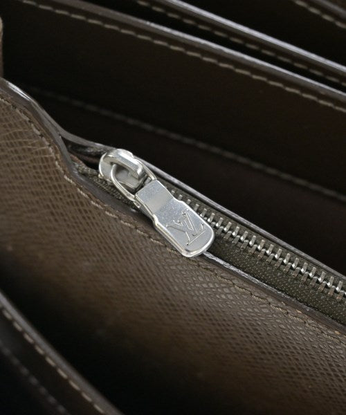 LOUIS VUITTON กระเป๋าธุรกิจ