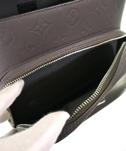 LOUIS VUITTON กระเป๋าสะพาย